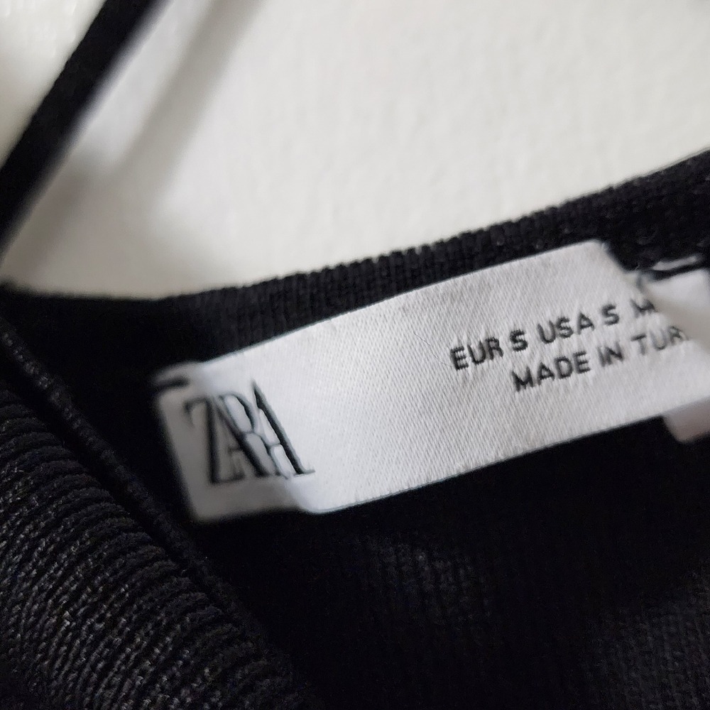 ZARA Crop Top - Picture 3 of 3
